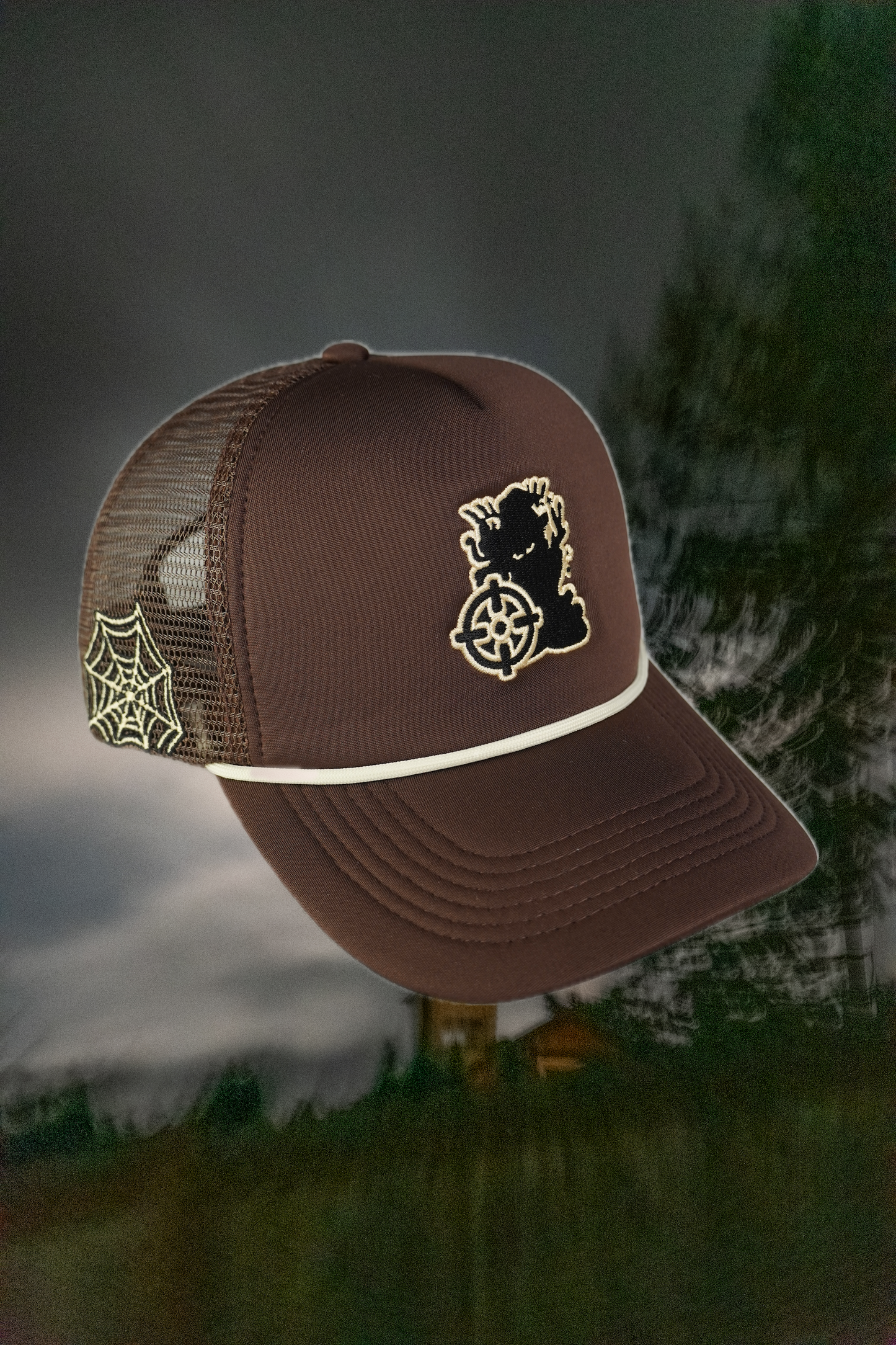 SPIDERWEB TRUCKER