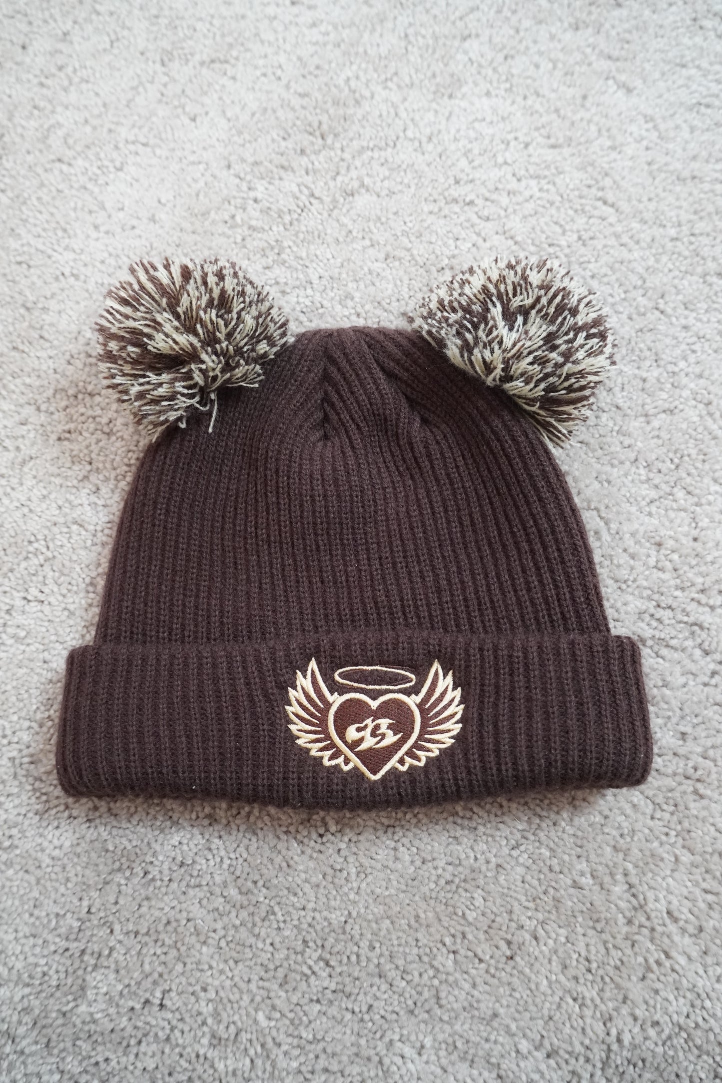 93 2x PomPom Beanie