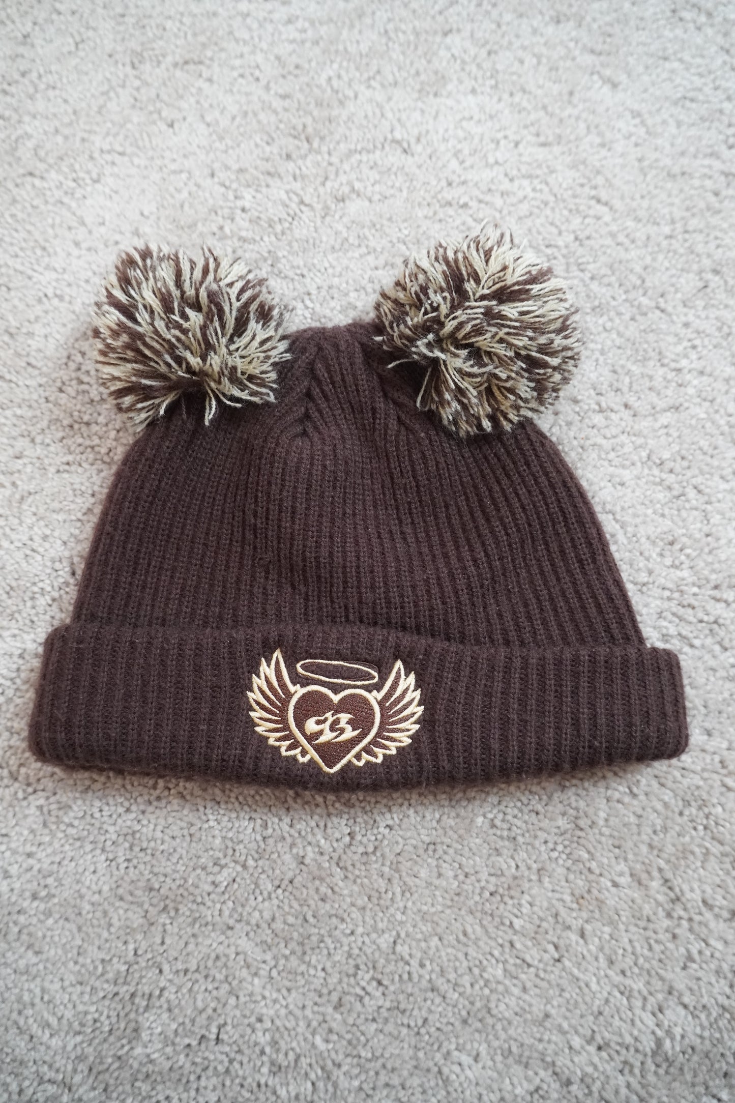 93 2x PomPom Beanie